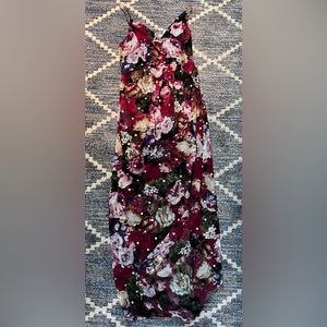 NWT Express size 8 midi dress. Floral with gold dots.